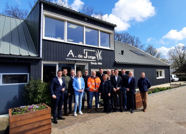 230411 Bezoek college en BCS aan A de Jonge
